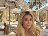 Agensi Pengiring PandaAgency - Izmir / Turki