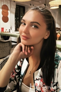 Kamilla, Età 24, Bari / Italia Escort - 2