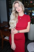 Inessa, 27 anni, Parma / Italia Escort