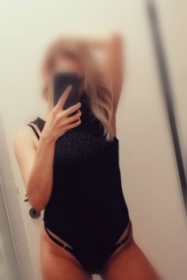 Emma, Age 35, Escort in Zagreb / Croatia - 4