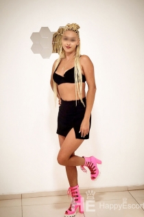 Anna, Usia 25, Bukares / Pengawal Rumania - 3