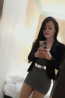 Yasmine, Age 22, Escort in Istanbul / Turkey - 4