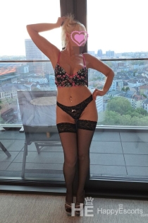 Mary, Age 38, Escort in Frankfurt am Main / Germany - 8