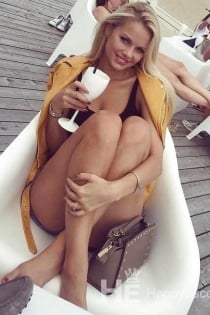 Milana, Umri wa miaka 22, Escort katika Budva / Montenegro