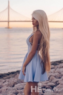 Lisa, Age 23, Escort in Rome / Italy - 3