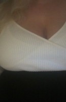 Ellie, 34 ans, Escorte à Örebro / Suède