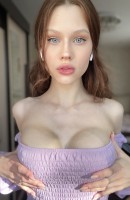 トキオ、25 歳、ブドヴァ / モンテネグロのエスコート