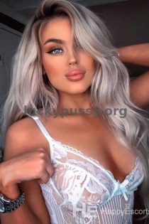 Toril, Alter 24, Escort in Istanbul / Türkei - 1