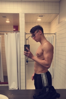 Astral, Alter 27, Escort in München / Deutschland - 2