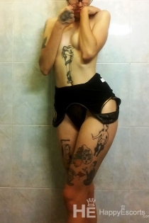 Ramona Kien, 31, Granada / Espanja Escorts - 8
