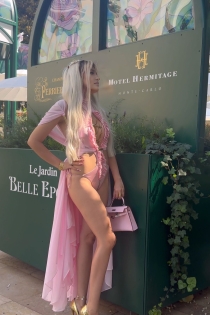 Paintrix Lady Lika Difc, Age 21, Escort in Dubai / UAE - 12