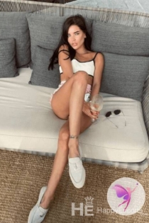 Elizabeth, 26, Pariisi / Ranska Escorts - 3