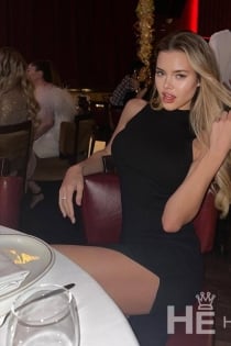 Trisha, 24 år - 4 år