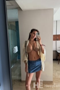 Leona, 24 let - 7