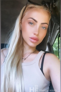Foxy, Età 25, Escort Roma / Italia - 3