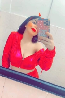 Nadia, 24 éves, Isztambul/Törökország kísérők – 5