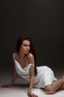 Karina, 23, Marseille / Ranska Escorts - 4