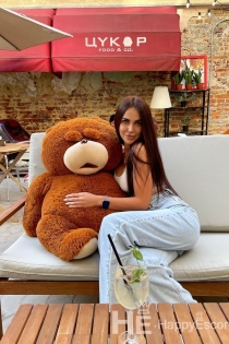 Karina, 23, Marseille / Ranska Escorts - 5