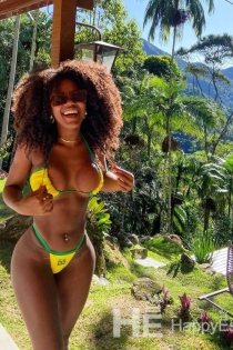 Mia, 28 años, Escorts Marbella / España - 3