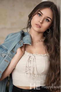 Domeka, 22 ans, Paris / France Escortes - 1