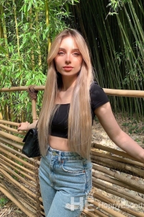 Gartsin, 22 let, Paříž / Francie Escorts - 4