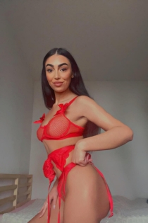 Lenna, 24 anni, Torino / Italia Escort - 2