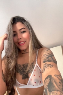 Eli, 22 éves, Il-Gzira / Máltai kísérők – 5