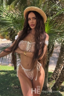 Kira, Miaka 24, Verona / Italia Wasindikizaji - 6