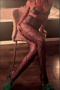 Debora, 33 jaar, escorts uit Cannes / Frankrijk - 4