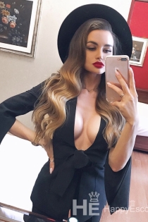 Andreea, Umri wa miaka 28, Bucharest / Romania Wasindikizaji - 3