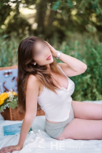 Estela, Age 22, Escort in Barcelona / Spain - 6