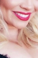 Taylor, Age 24, Escort in Calgary / Canada