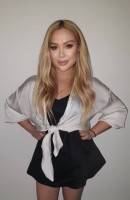 Nika, 나이 26, 예레반 / 아르메니아 에스코트