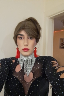 Paola Domina - Kesenangan Anda adalah Kepuasan Saya!, Umur 33, Swords / Pengiring Ireland - 1