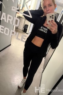 Lynda, Age 42, Escort in Stockholm / Sweden - 12