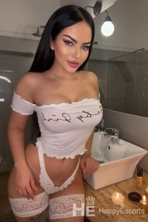 Lana, Alter 25, Escort in Bangkok / Thailand - 3