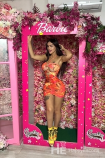 Ayla, Miaka 27, Podgorica / Montenegro Wasindikizaji - 4