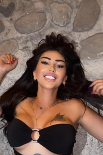 Ayla, Miaka 27, Podgorica / Montenegro Wasindikizaji - 8