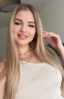 Yana, Age 29, Escort in Budapest / Hungary