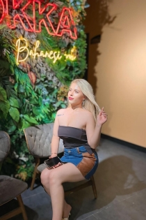 Nika, 30 ετών, Κωνσταντινούπολη / Τουρκία Συνοδοί - 1