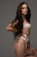 Meryem, Age 28, Istanbul / Turkey Escorts