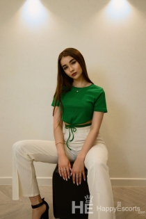 Lyly, Età 23, Ibiza / Spagna Escort - 1