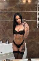 Christina Outcall Bukarešta, Starost 25, Bukarešta / Romunija Spremljevalke