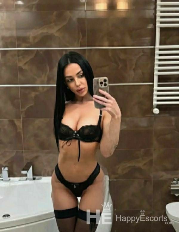 Christina Outcall Bukarest, 25 éves, Bukarest / Románia Eskortlányok - 1