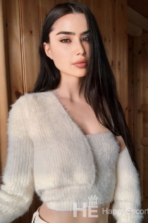 Mila, 23 let, Tirana / Albanija Spremljevalci - 3
