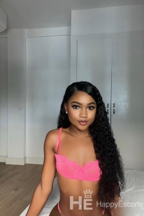 Nahomi, Alter 20, Escort in Benalmádena / Spanien - 2