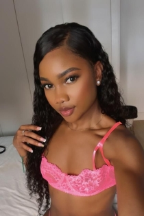 Nahomi, Alter 20, Escort in Benalmádena / Spanien - 3