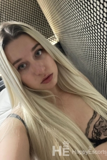 Scarlett, 23 jaar, escorts uit Zagreb / ​​Kroatië - 7