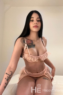 Megan, 22 let, Ibiza / Španělsko Escort – 1