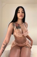 Megan, Umur 21, Ibiza / Pengiring Sepanyol